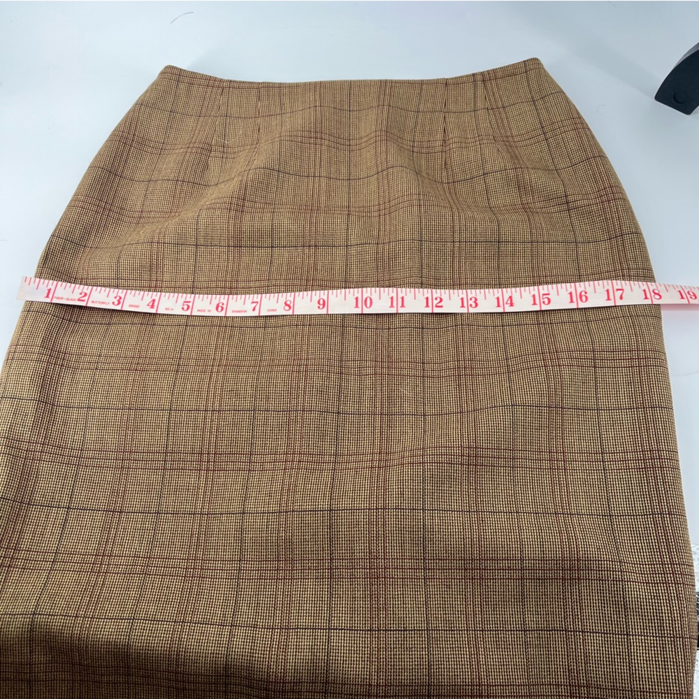 Vintage Ellen Tracy Petite Preppy School Girl Wool Brown Plaid Pencil Skirt - Picture 7 of 8